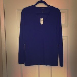 NWT BANANA REPUBLIC LIGHT WEIGHT SWEATER
